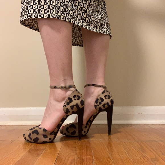 Pre-loved Pierre Hardy heels - Picture 2 of 4
